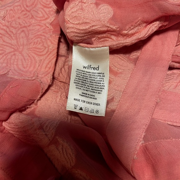 Aritizia/Wilfred pink blouse - Picture 4 of 4